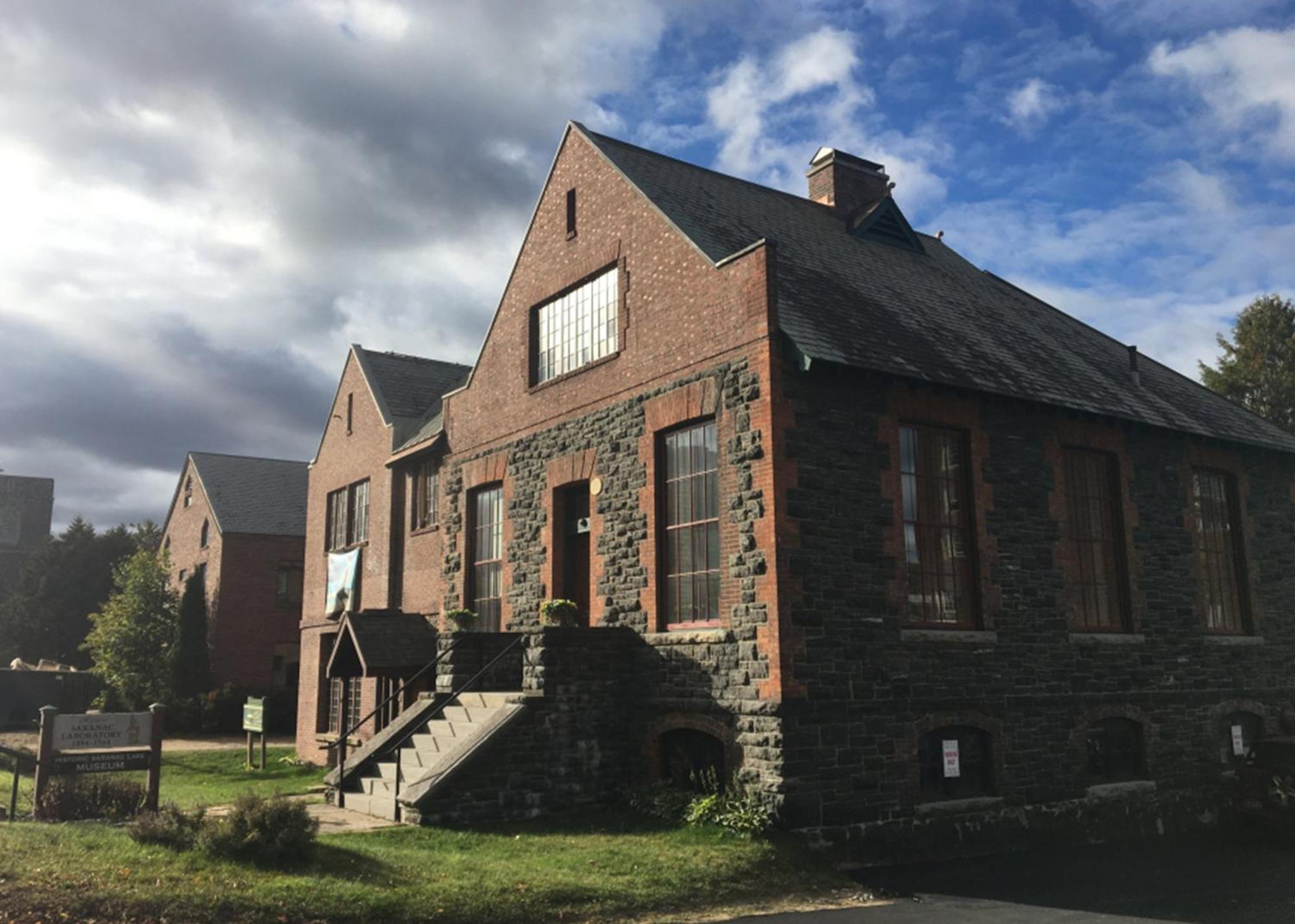 Voco Saranac Ny - Waterfront By Ihg Hotel