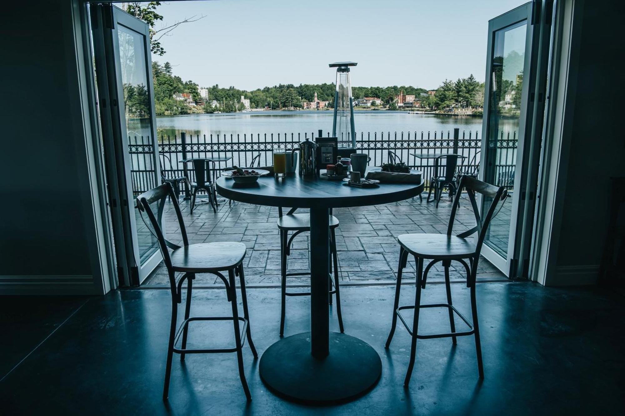 Hotel Voco Saranac Ny - Waterfront By Ihg