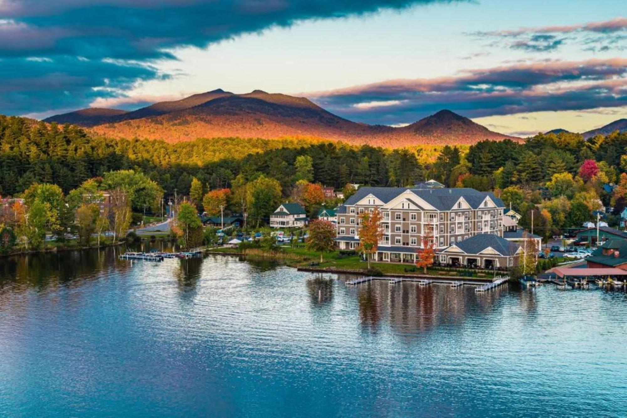 Voco Saranac Ny - Waterfront By Ihg Saranac Lake