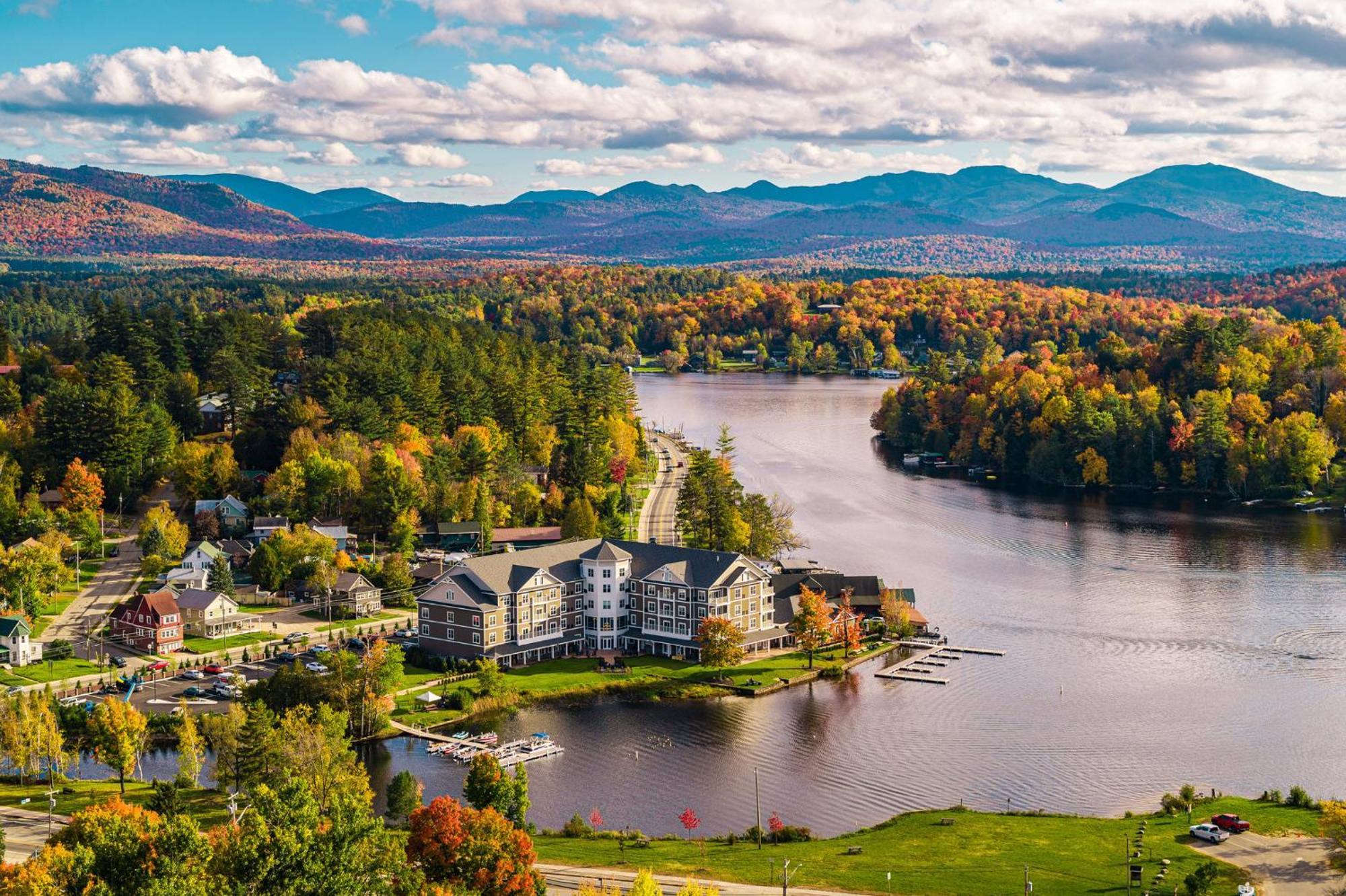 Voco Saranac Ny - Waterfront By Ihg Saranac Lake