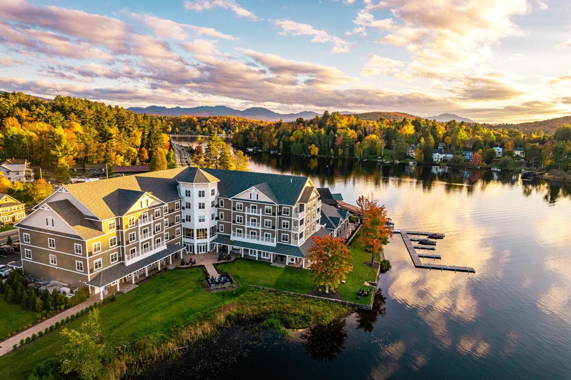 Hotel Voco Saranac Ny - Waterfront By Ihg