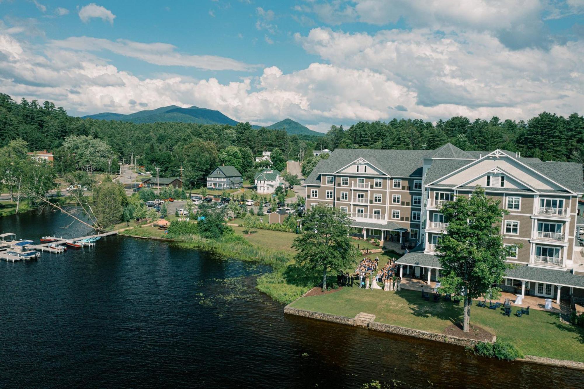 Voco Saranac Ny - Waterfront By Ihg